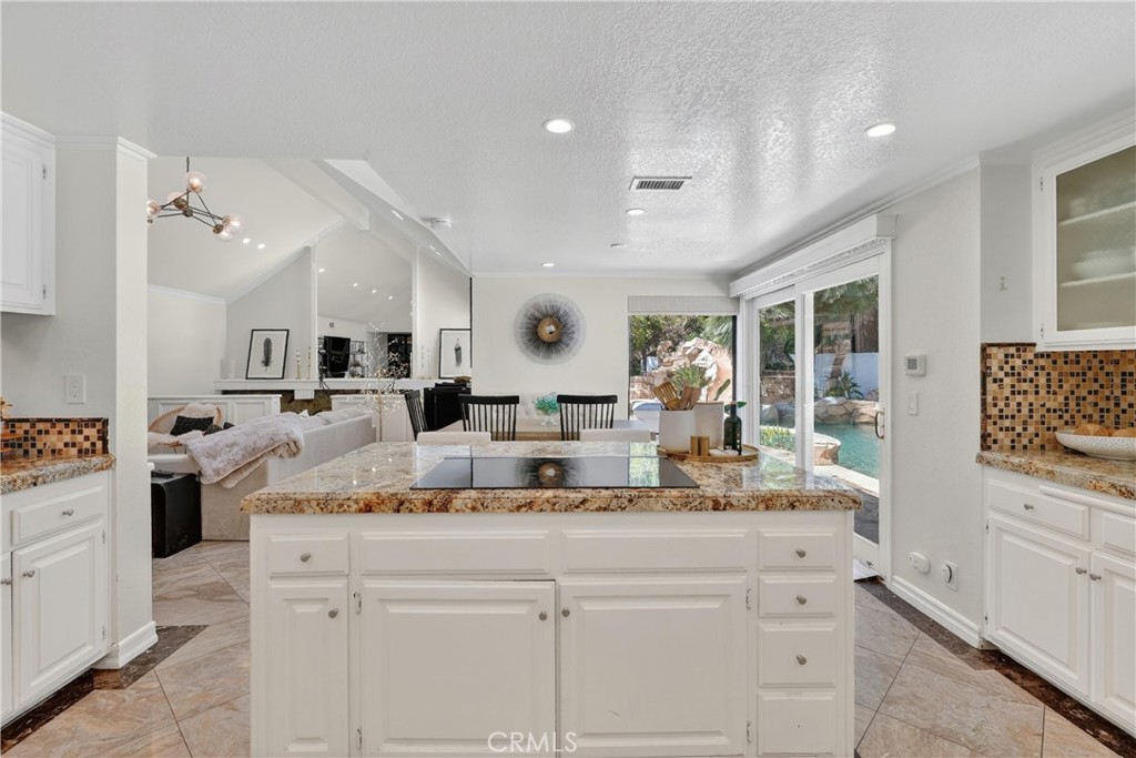 1812 Overview Circle