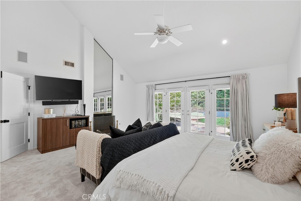 1812 Overview Circle