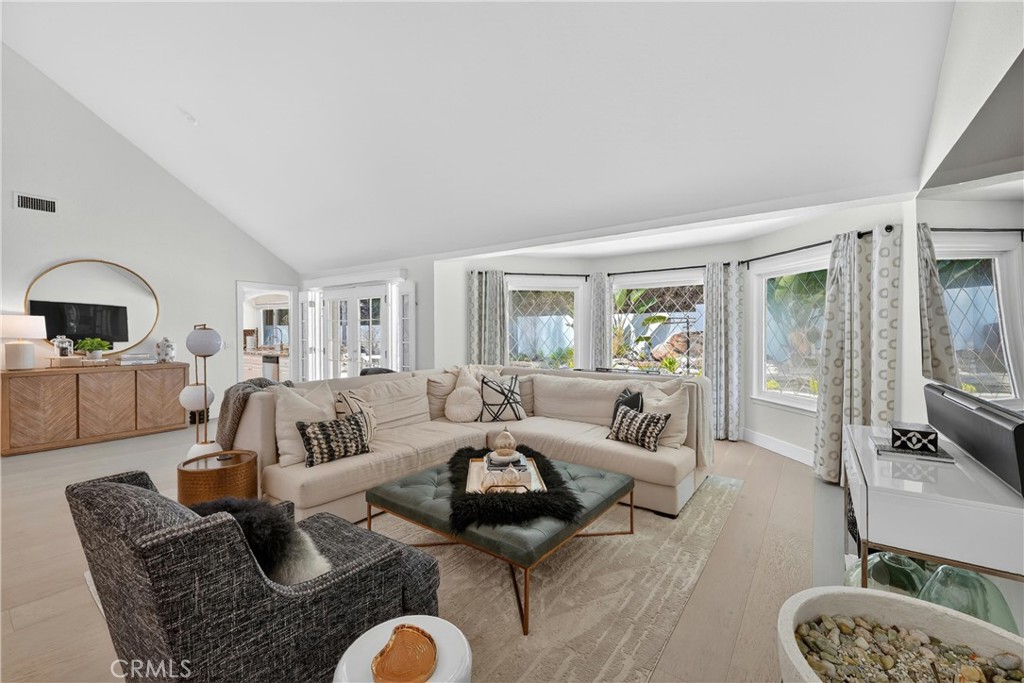 1812 Overview Circle