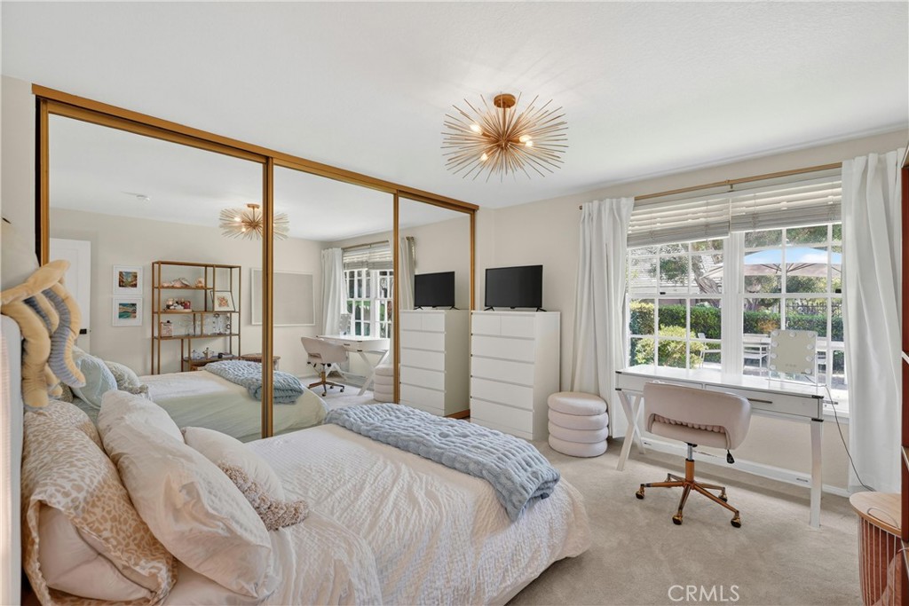 1812 Overview Circle