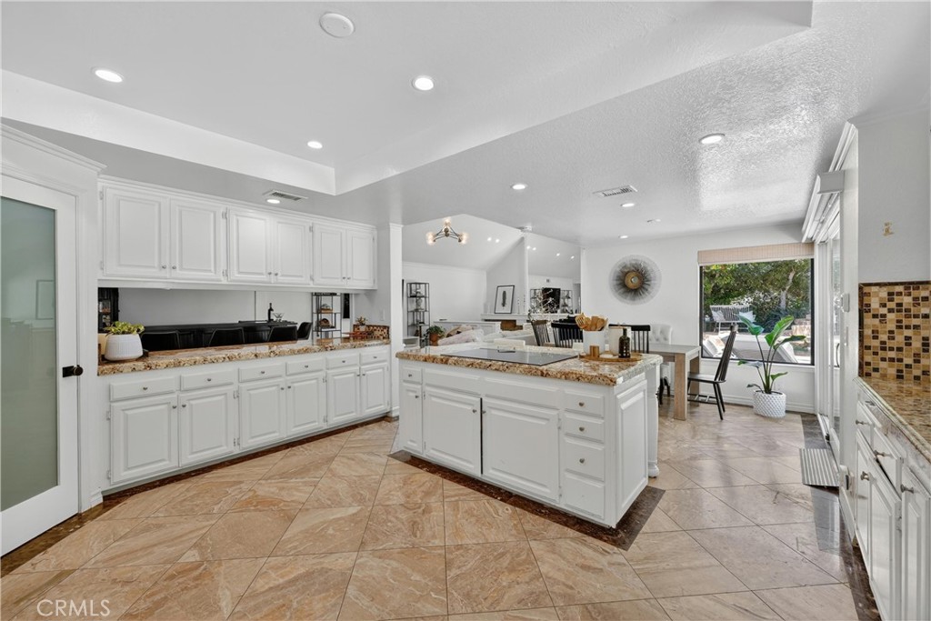 1812 Overview Circle