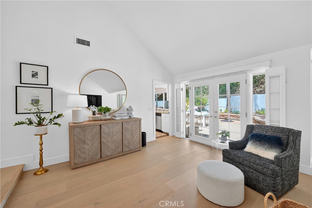 1812 Overview Circle