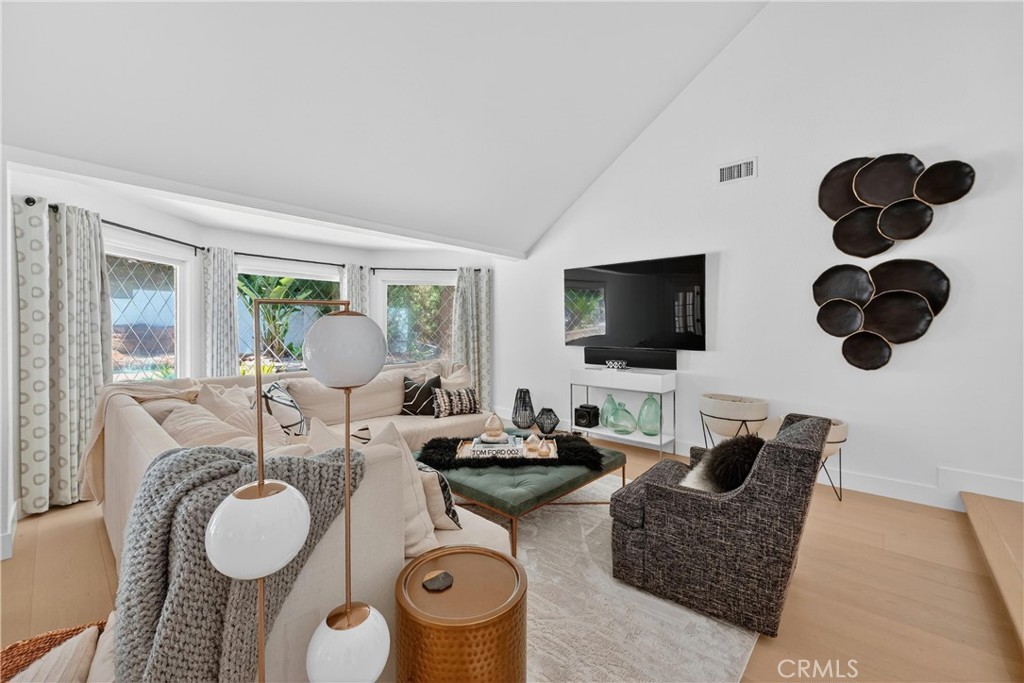 1812 Overview Circle
