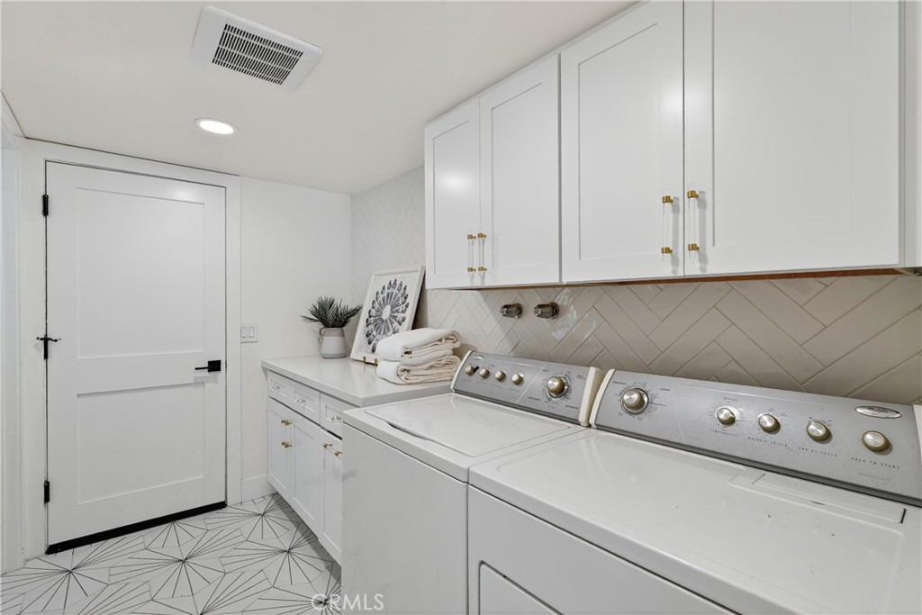 1812 Overview Circle
