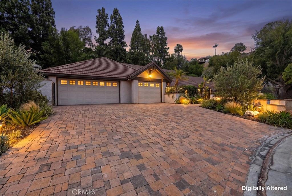 1812 Overview Circle