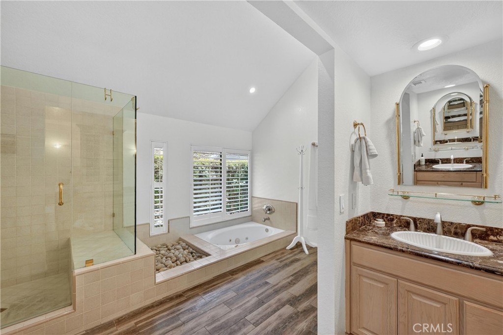 1812 Overview Circle