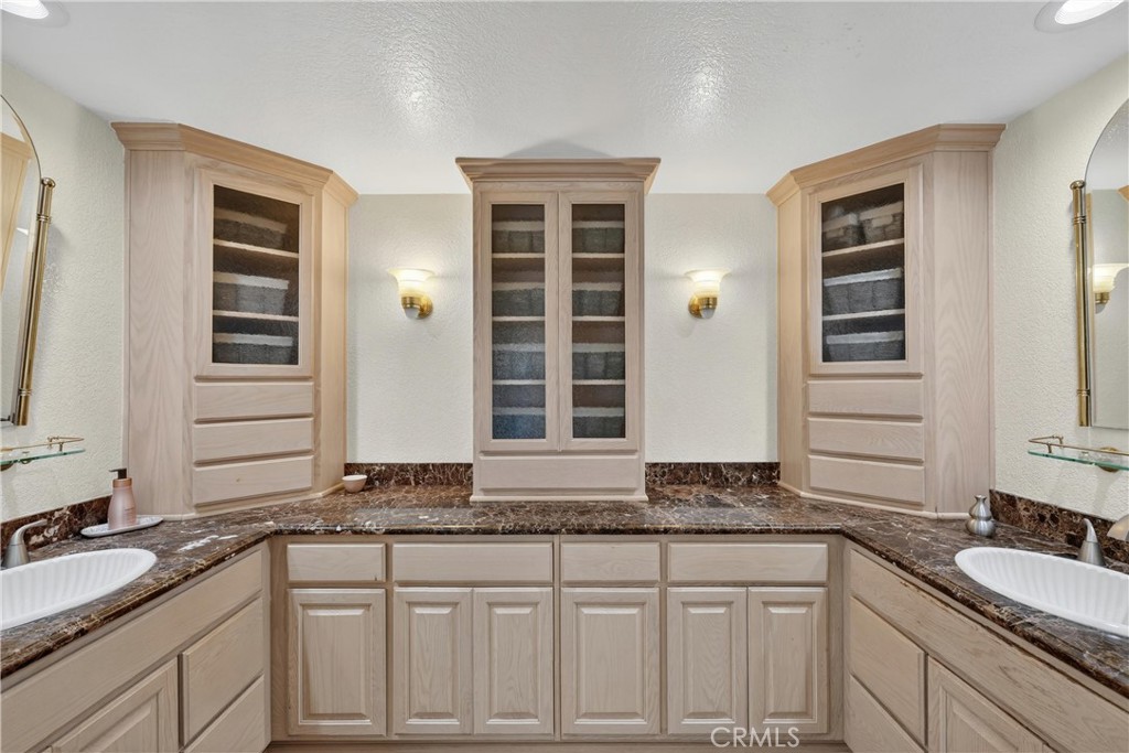 1812 Overview Circle