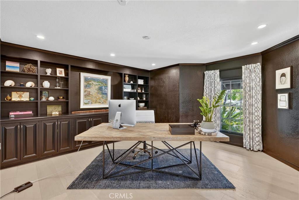 1812 Overview Circle