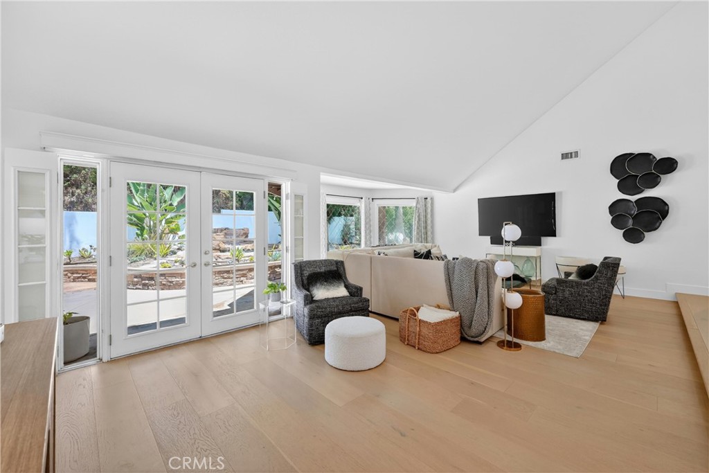 1812 Overview Circle