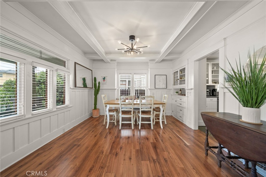 1014 Magnolia
