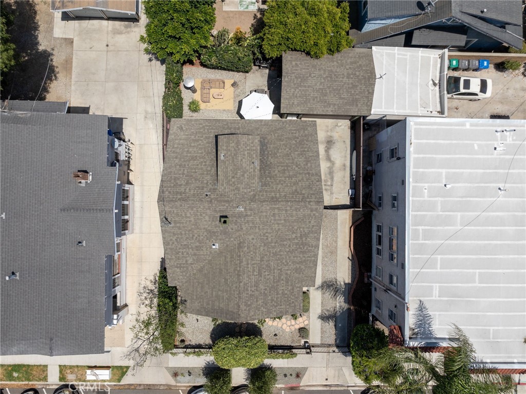 1014 Magnolia