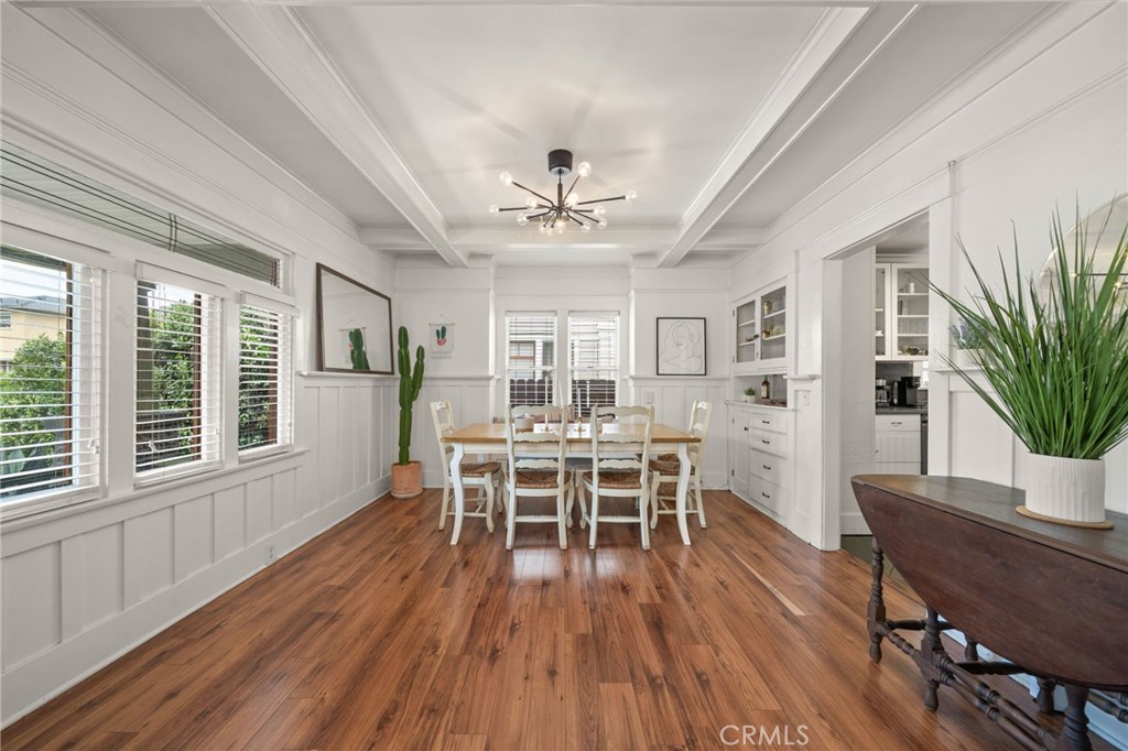 1014 Magnolia