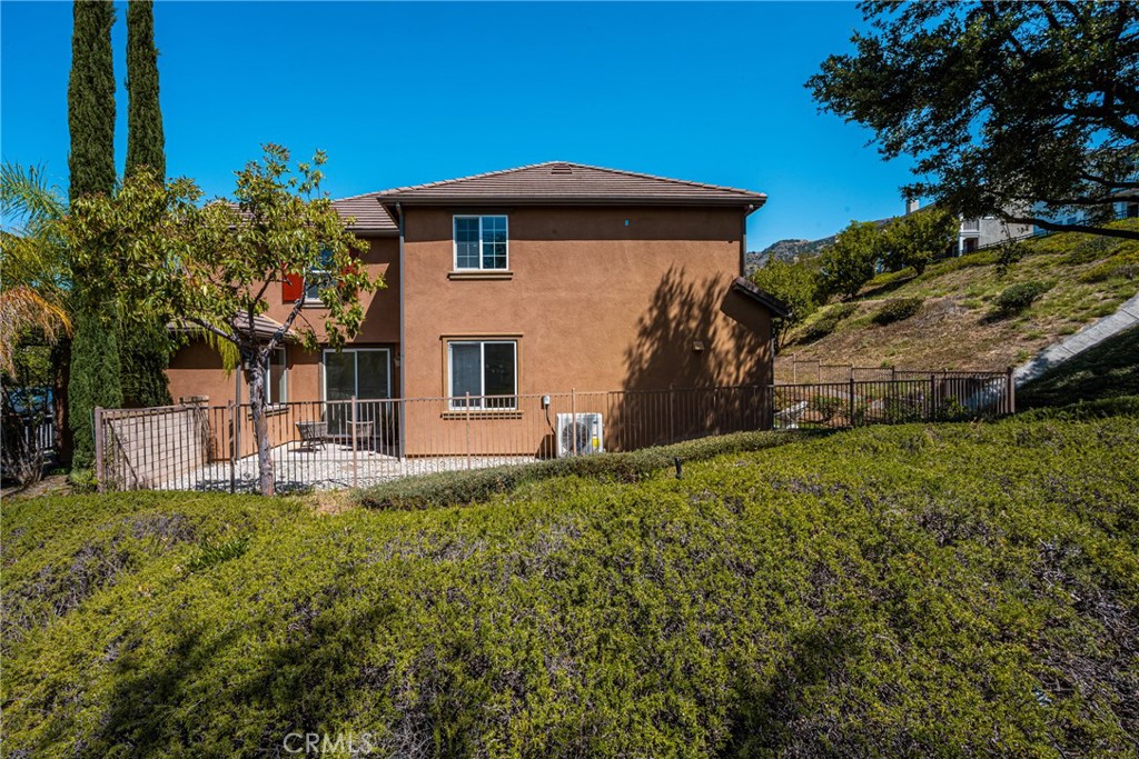 705 E Lemon Swirl