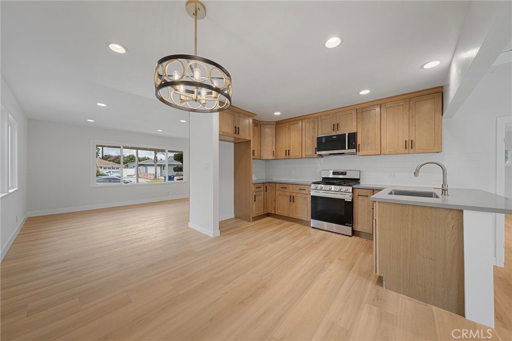 4508 Deland