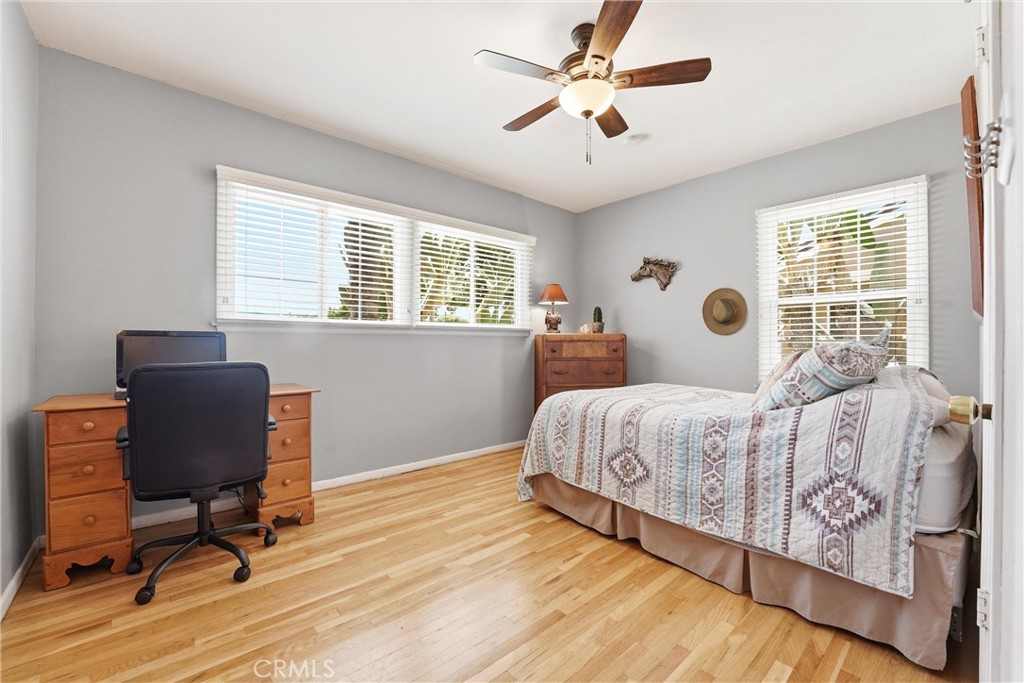 331 E Barkley