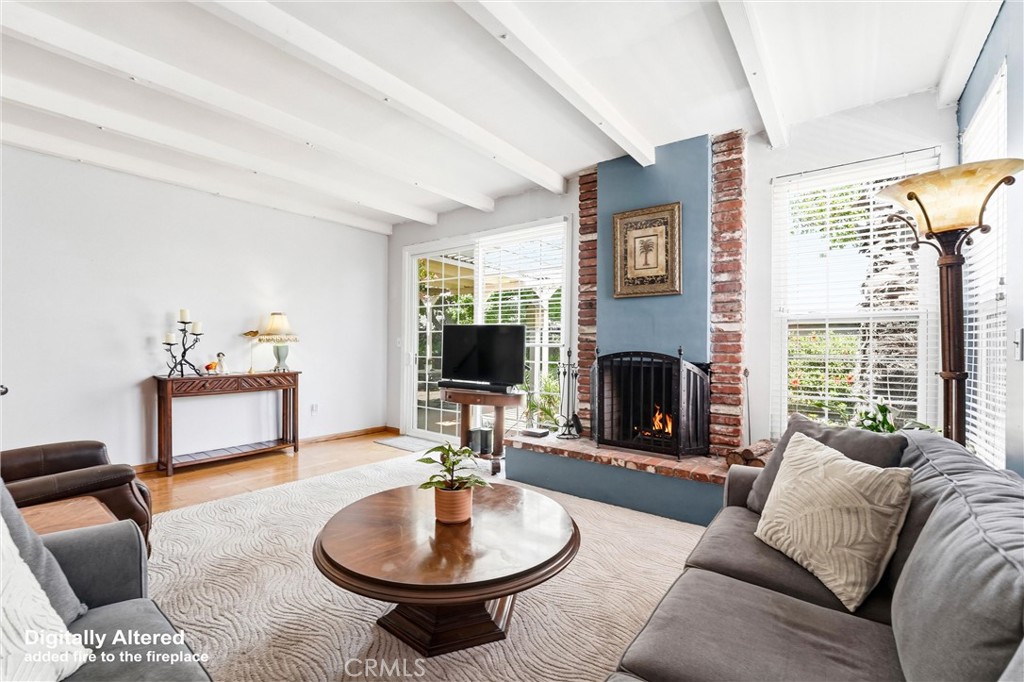 331 E Barkley