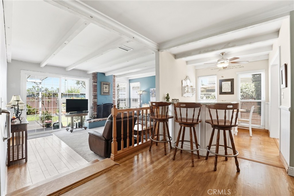 331 E Barkley