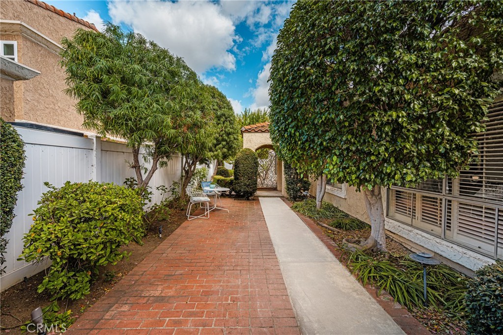618 Mount Vernon
