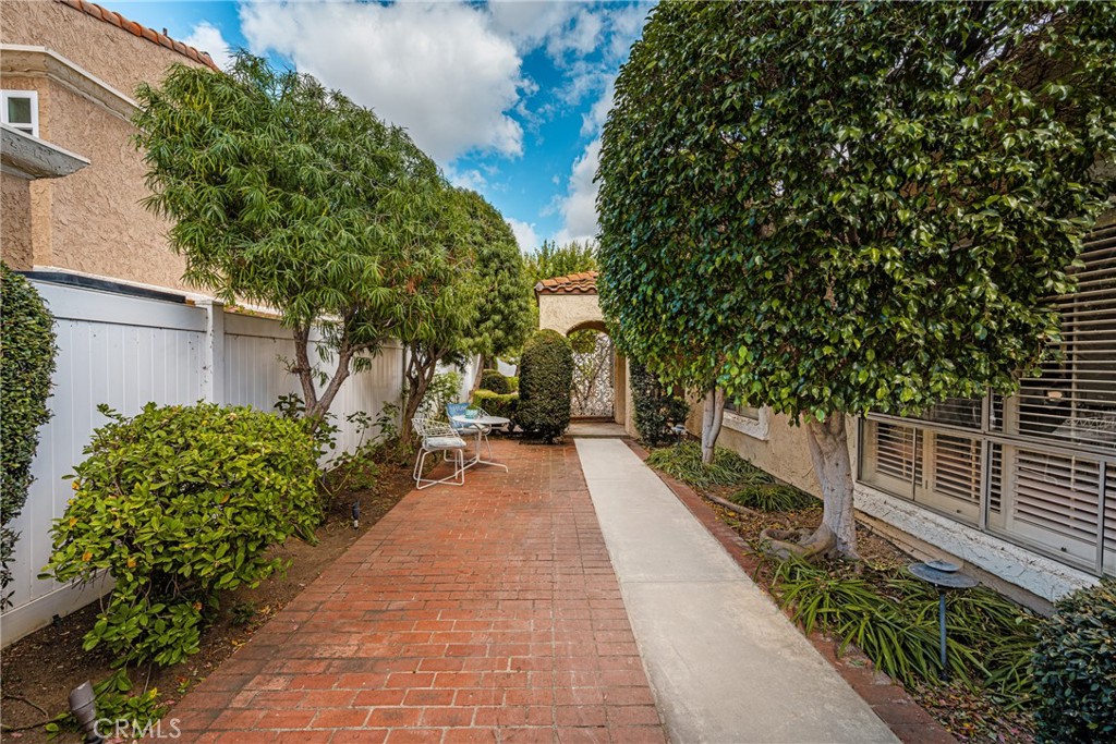 618 Mount Vernon