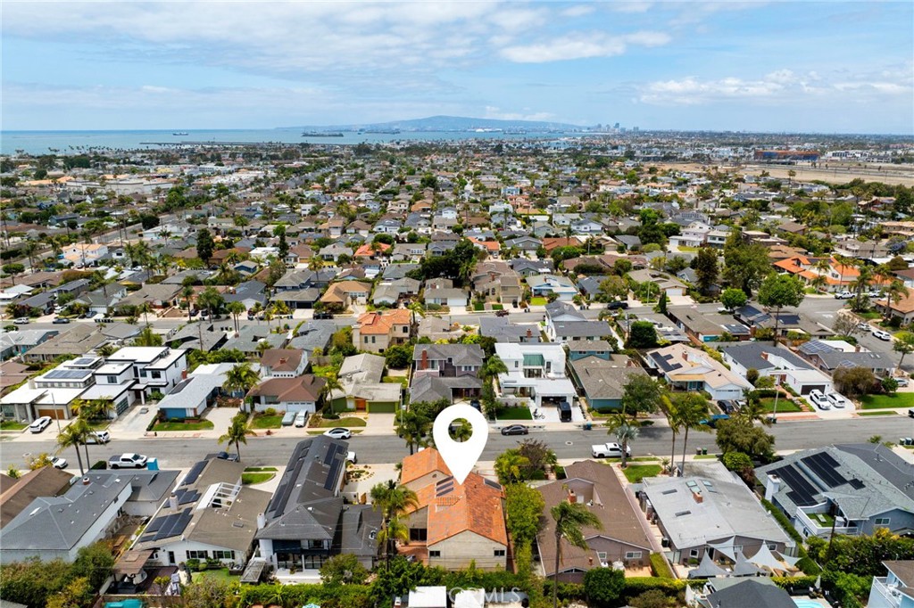 640 Island View