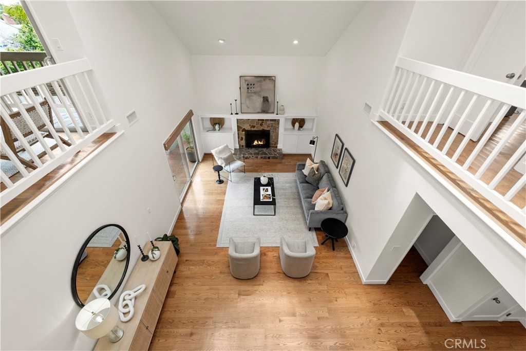 640 Island View