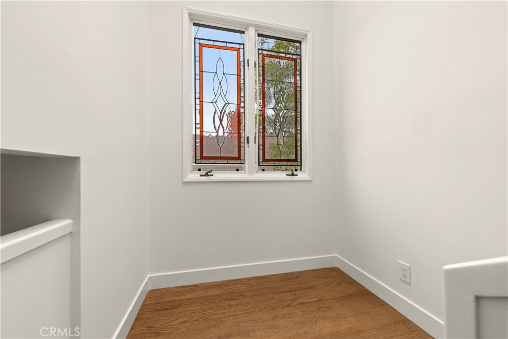 640 Island View