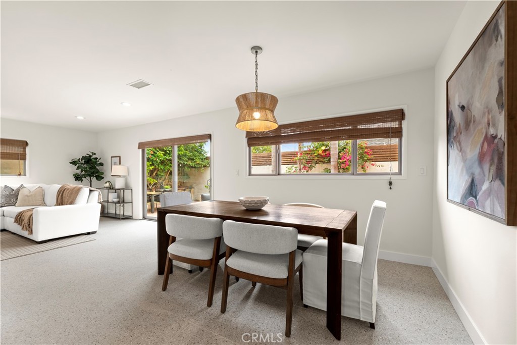 640 Island View