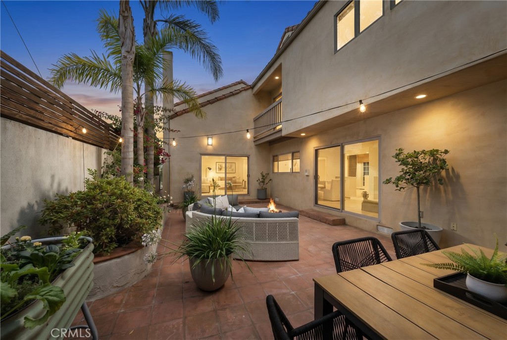 640 Island View
