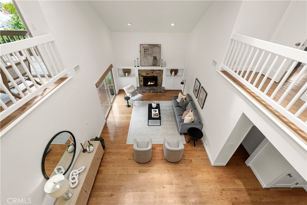 640 Island View