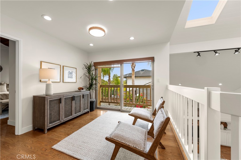 640 Island View