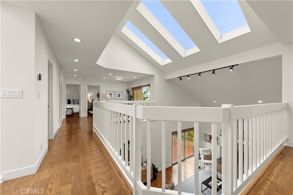 640 Island View
