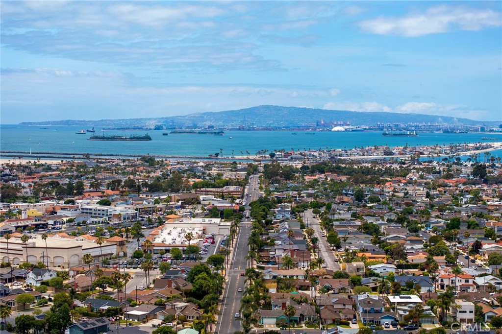 640 Island View