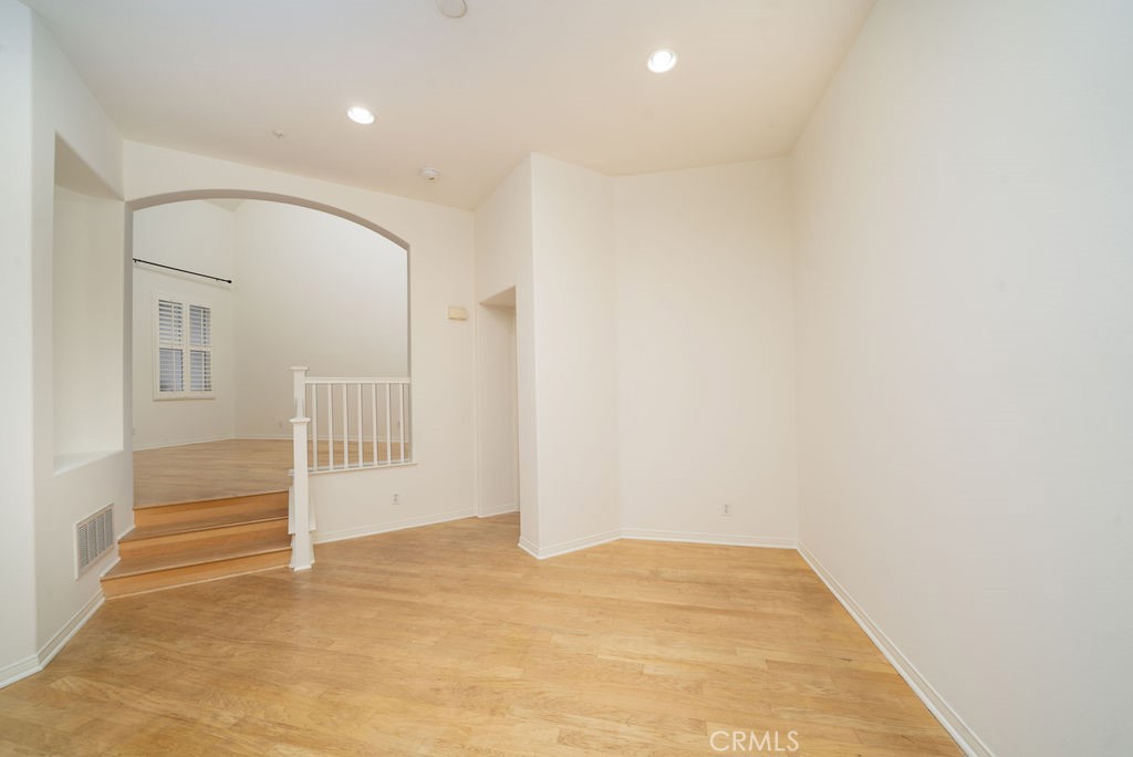 30 Burlingame