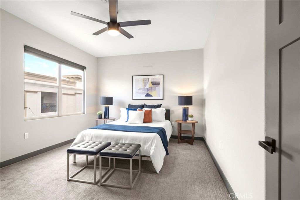 405 S Anaheim Boulevard 7