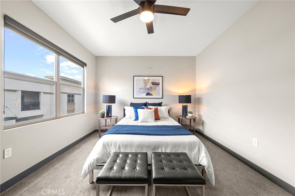 405 S Anaheim Boulevard 7