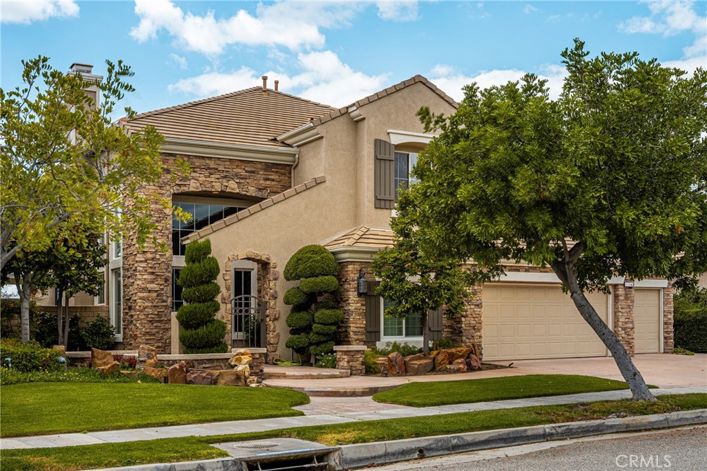 934 N Big Sky