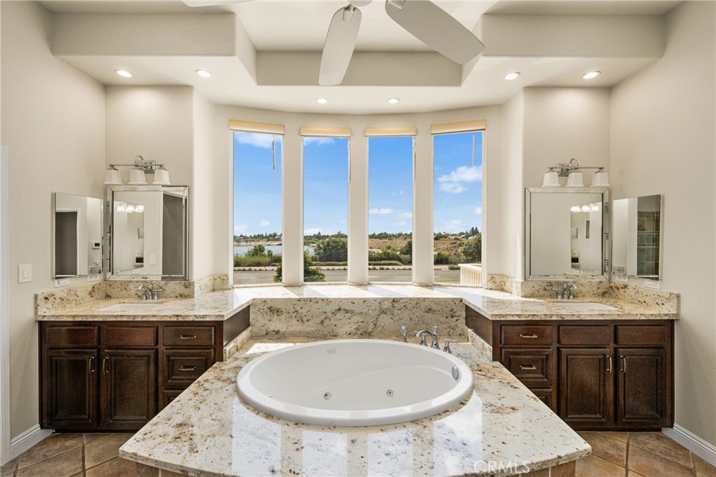 934 N Big Sky