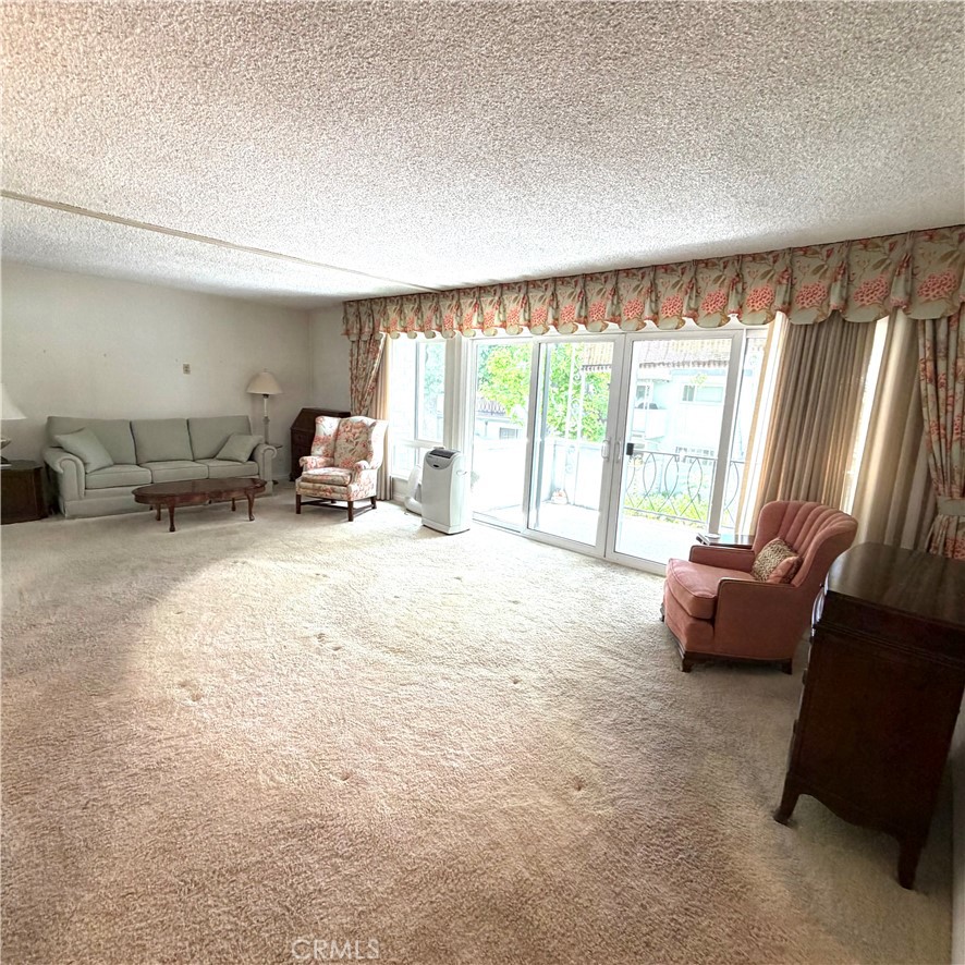 5180 E Atherton