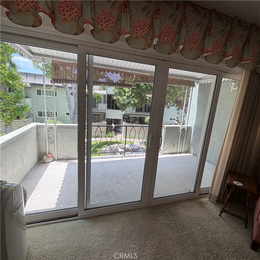 5180 E Atherton