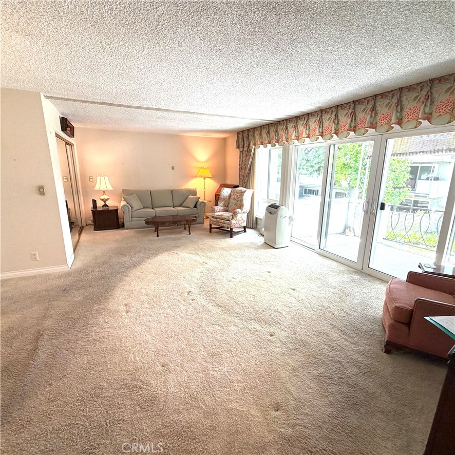 5180 E Atherton