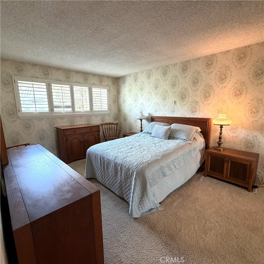 5180 E Atherton