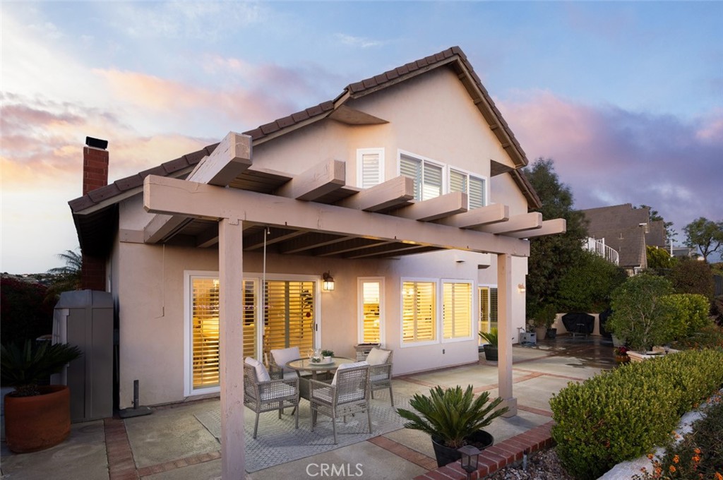 5818 E West View Drive