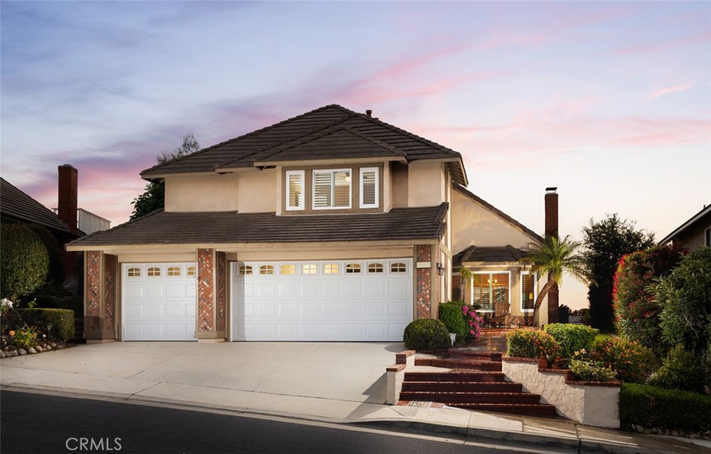 5818 E West View Drive