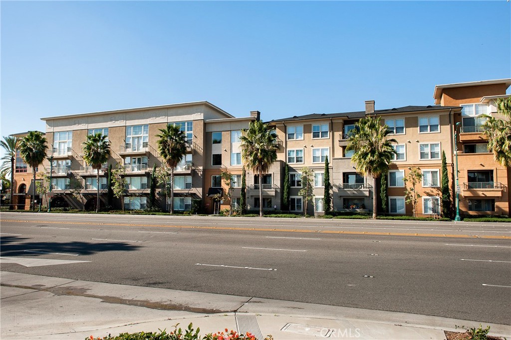 1801 E Katella 4130