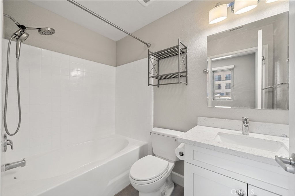 445 Island Avenue 501