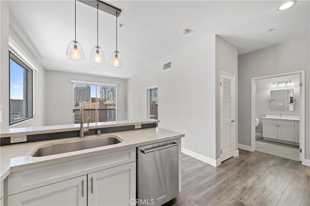 445 Island Avenue 501