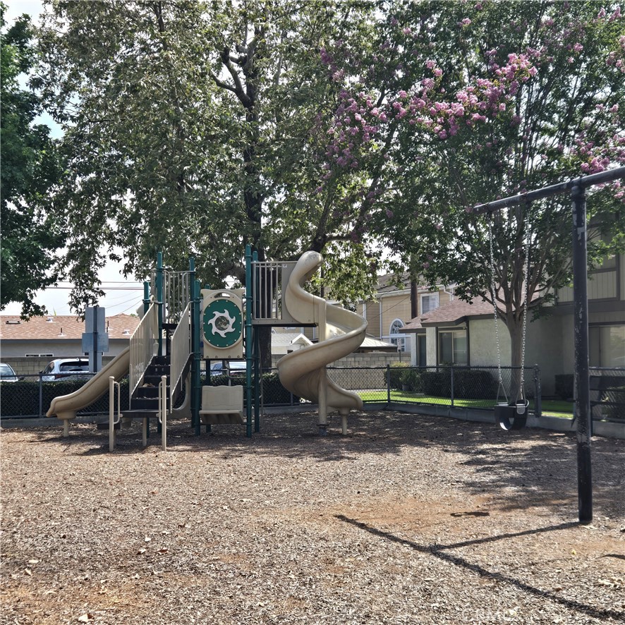 13224 Ferndale