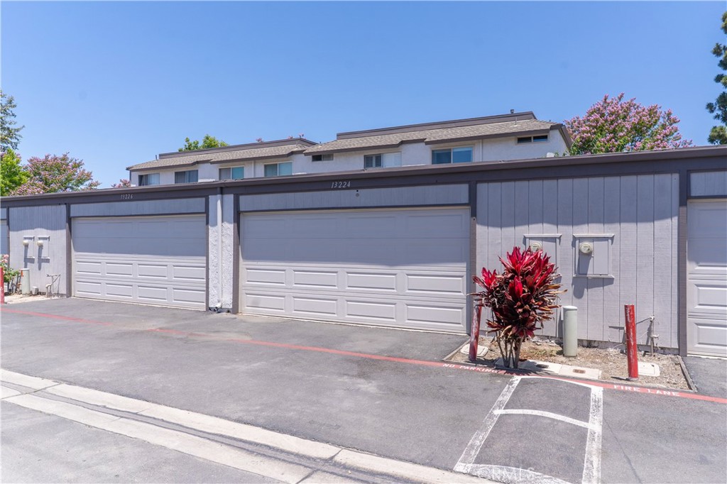13224 Ferndale