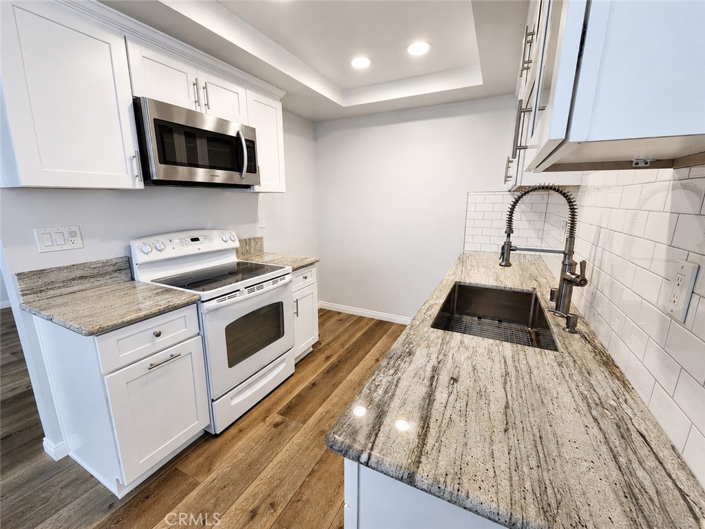 131 S Poplar Ave 26
