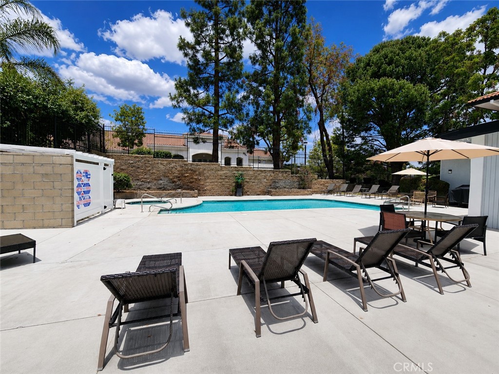 131 S Poplar Ave 26